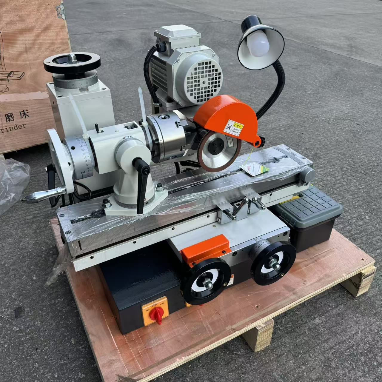 Factory Direct Supply 6025 Tool Grinder for Sharpening Turning Tools, Gun Drills, Three-Sided Milling Cutters, Hobbing Cutters, and Precision Surface Grinders