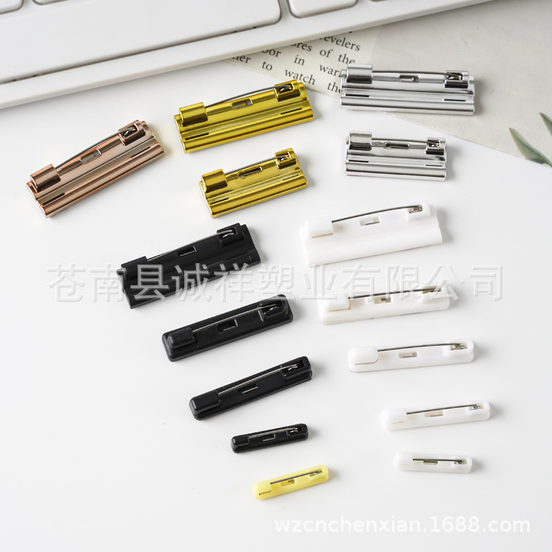 Factory Wholesale Plastic Pins, Work Number Plate, Badge Pins, DIY Accessories, Safety Pins, Two-Color Board Pins in Stock