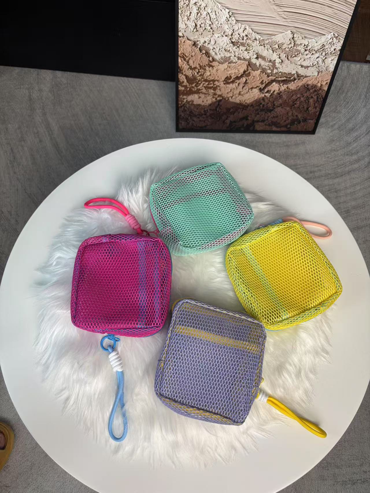 Cross-Border Mesh Storage Bag Dopamine Mesh Tofu Bag Large Capacity Mesh Cosmetic Bag Multi-Purpose Storage Bag Mesh