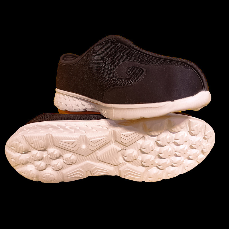 Taoist shoes cloud hook shoes Taoist supplies cloud hook shoes square shoes cloth shoes soft bottom cloud hook shoes Jus shoes breathable