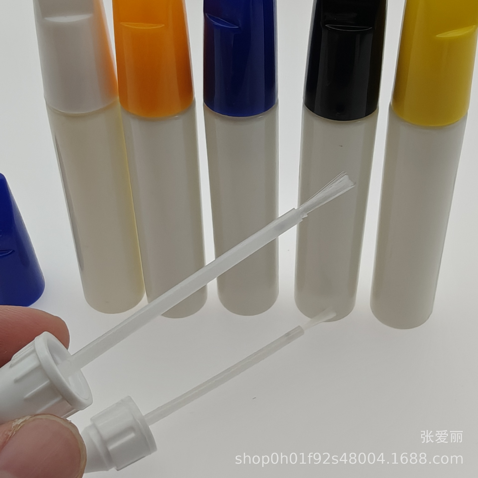 Factory Direct Sales Car Touch-Up Pen Empty Bottle Car Touch-Up Pen Shell Can Be Canned Paint Ink Plastic Bottle