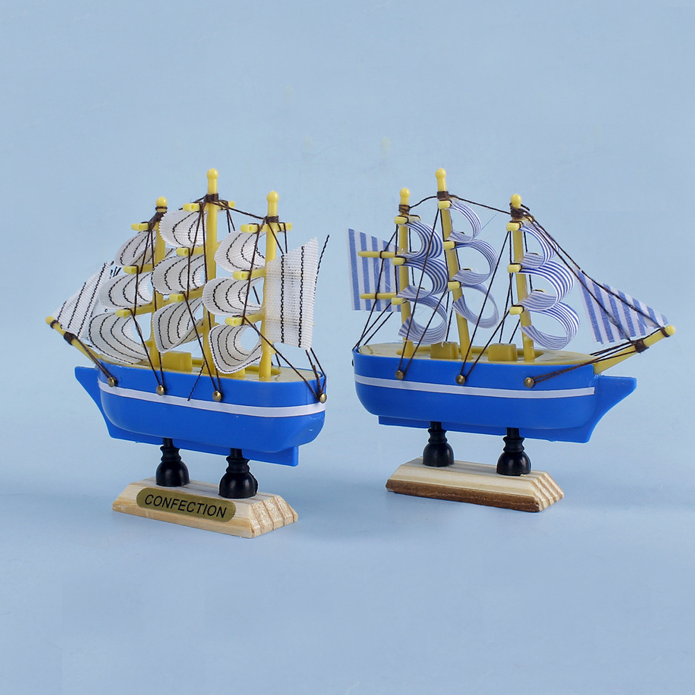 10cm Small Plastic Sailing Sailing Sailing Model Decoration for Graduation Season