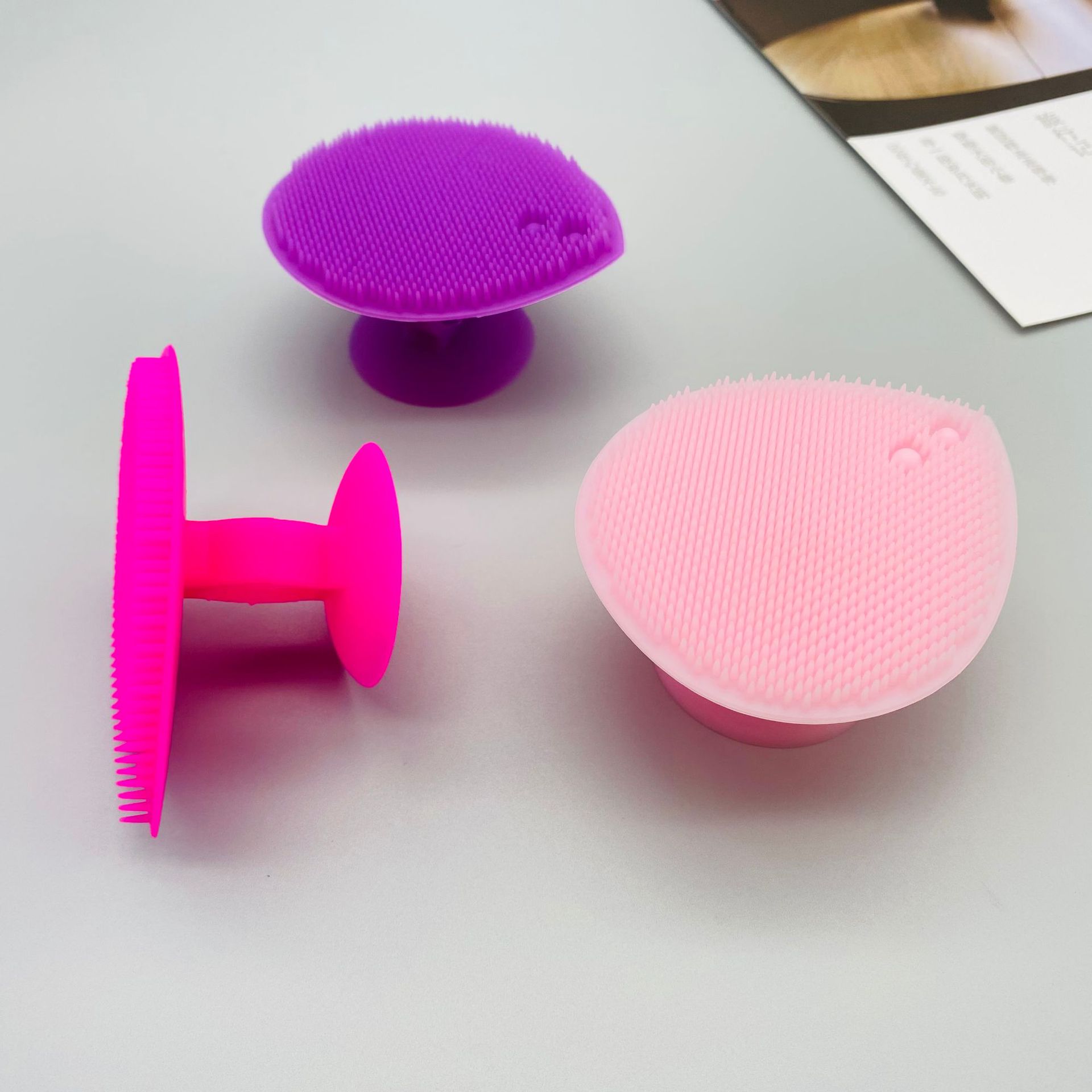 Silicone face washing brush large water drop heart-shaped cleansing brush manual silicone shampoo brush facial cleaning massage brush