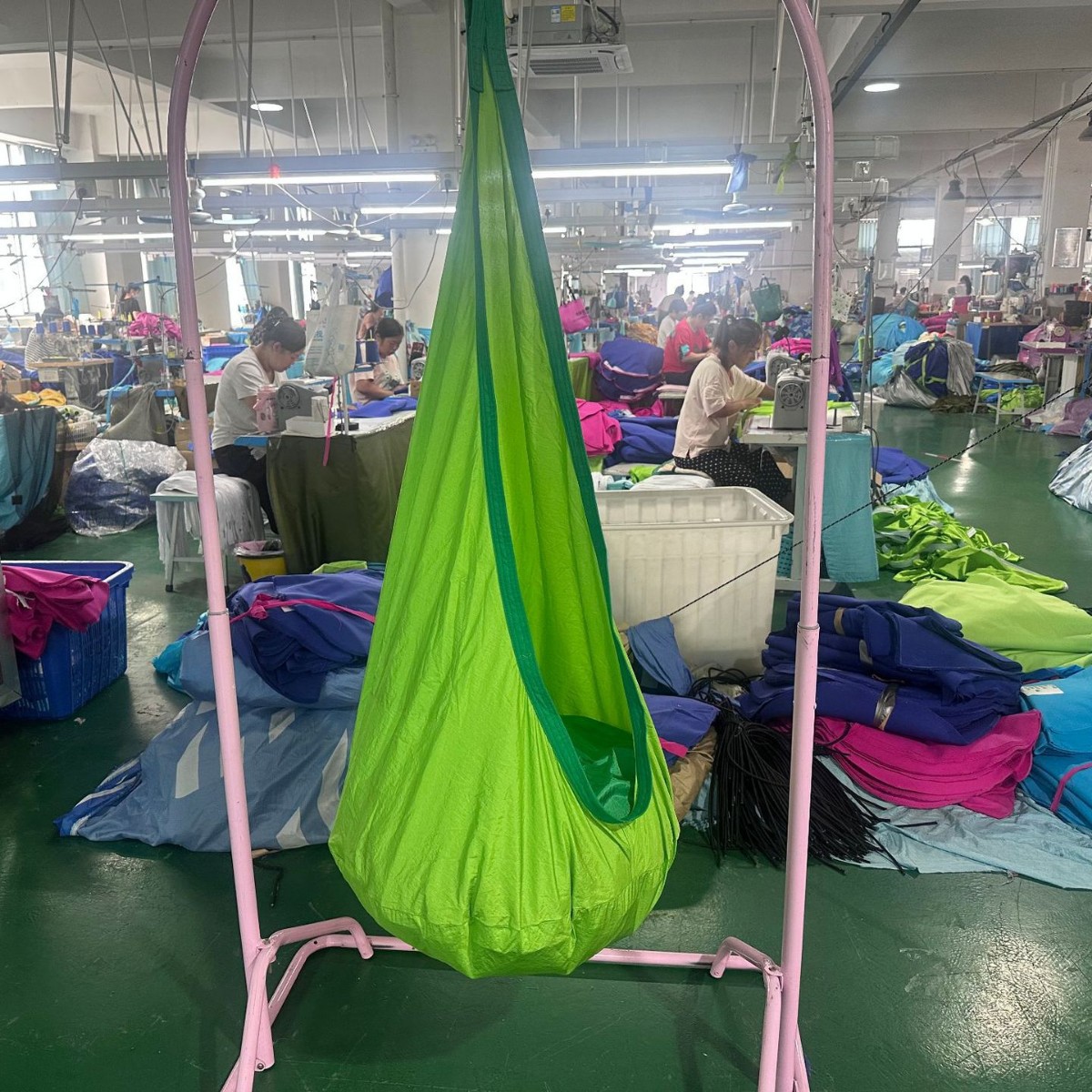 Children's Hanging Chair Indoor and Outdoor Children's Swing Inflatable Cushion Nylon Cotton Bag Swing Hanging Chair Hammock Luminous Swing