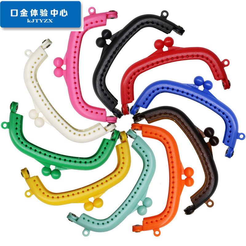 Специальное предложение: пряжка с одним ухом 8.5CM изогнутая пластиковая пряжка золотая цветная смола макарунного цвета