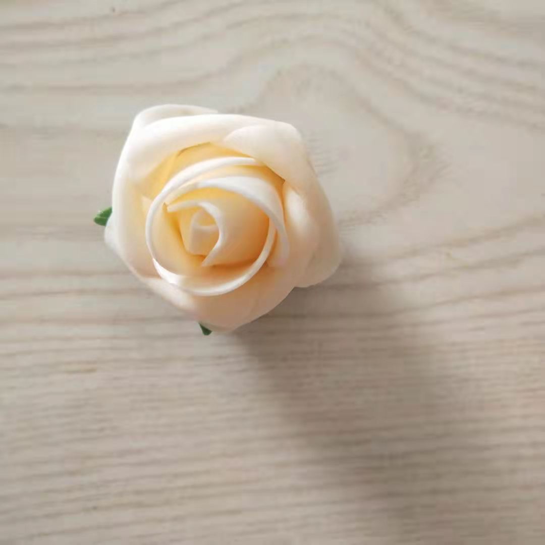 Spot supply of Chinese wind 4-5cm with rod big PE rose bridal holding flower curling PE artificial flower