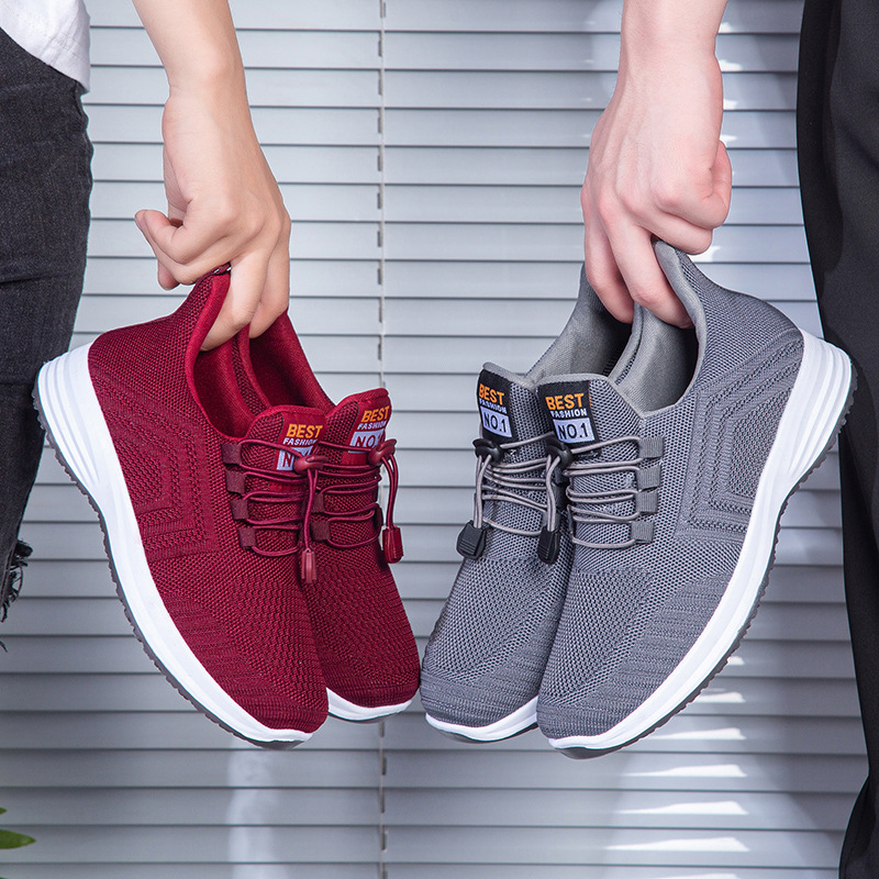 Walking shoes flying woven shoes slip-on shoes new cloth shoes lightweight breathable spring and autumn middle-aged casual soft bottom shoes