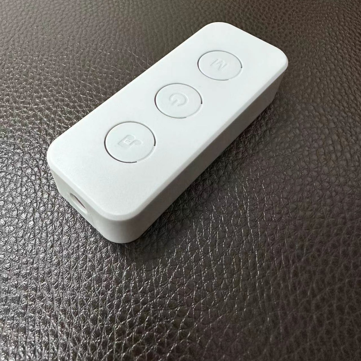 RGB light with controller housing, magic light with controller housing, controller housing, Bluetooth WIFI