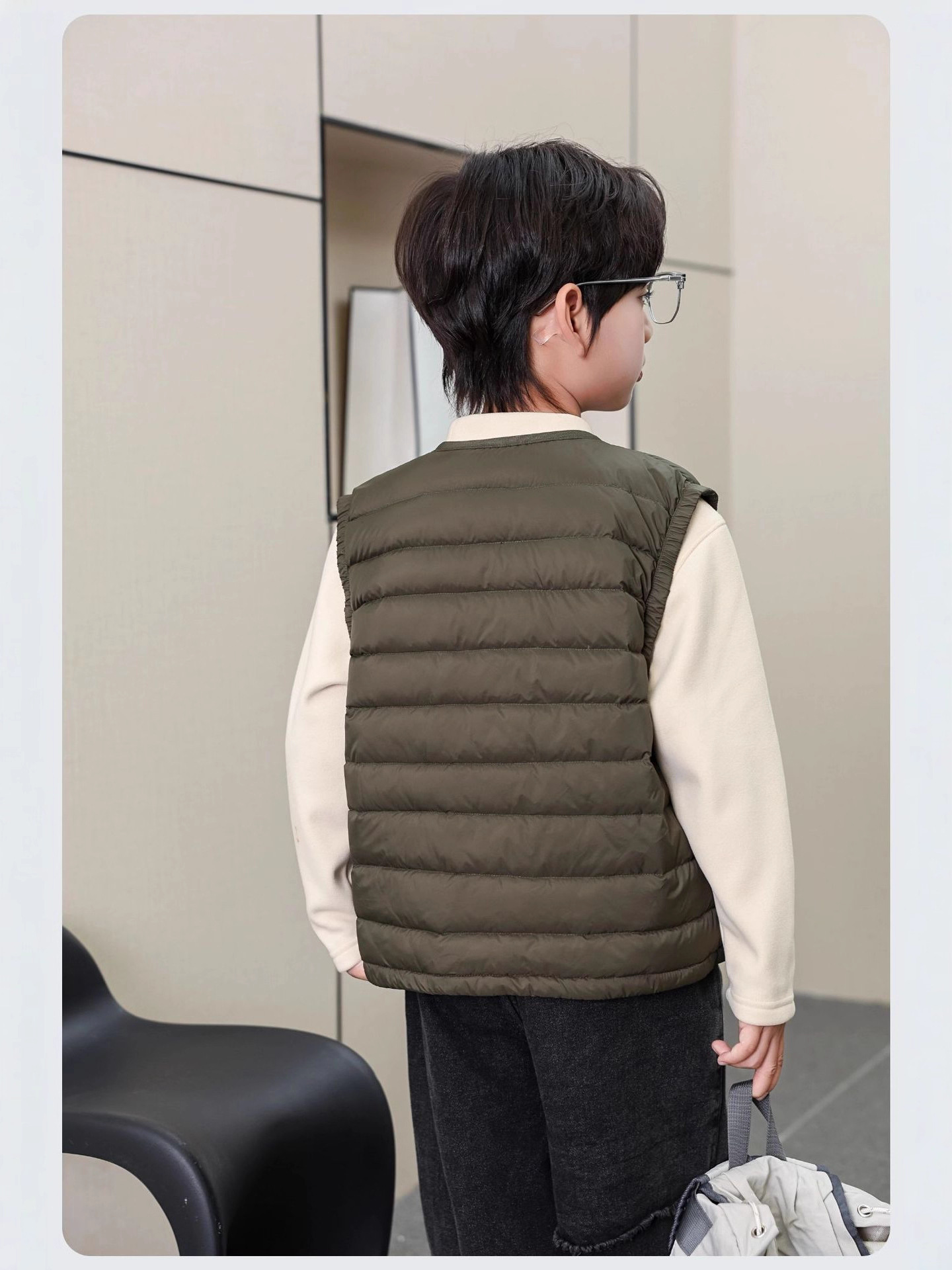 Children's down Jacket Vest for Boys and Girls, Lightweight Winter White Duck down Vest, Medium and Large Kidsren's Vest, School Uniform Liner