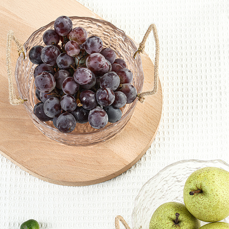Fruit plate light luxury crystal glass plate alley tail hemp rope plate candy snack hammer pattern glass plate melon seeds fruit basket