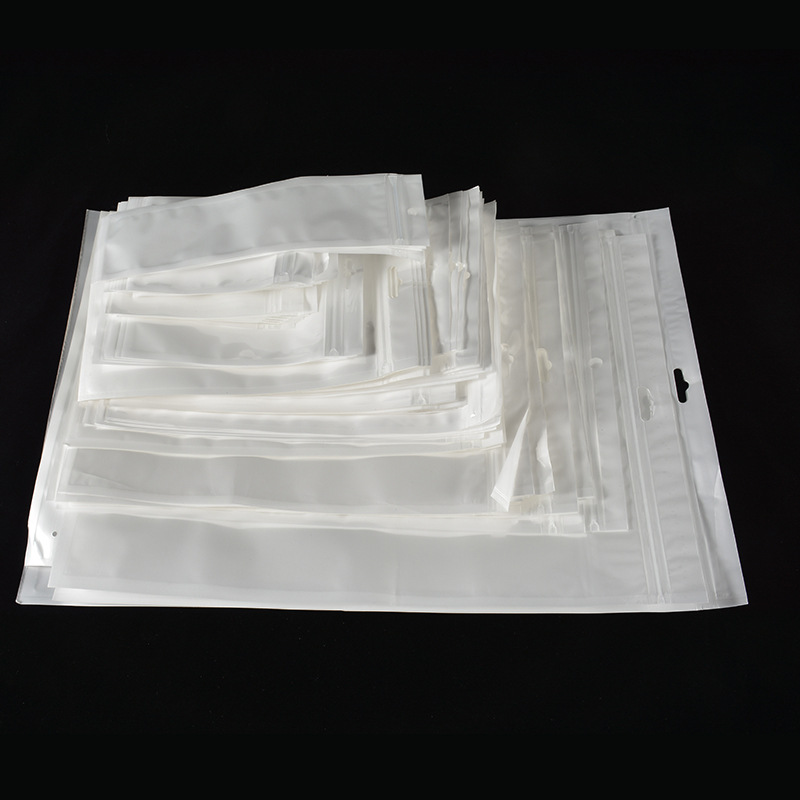 Transparent bag universal mobile phone case packaging bag 5.5 inch mobile phone case bag sealed bag self-sealing bag wholesale seal