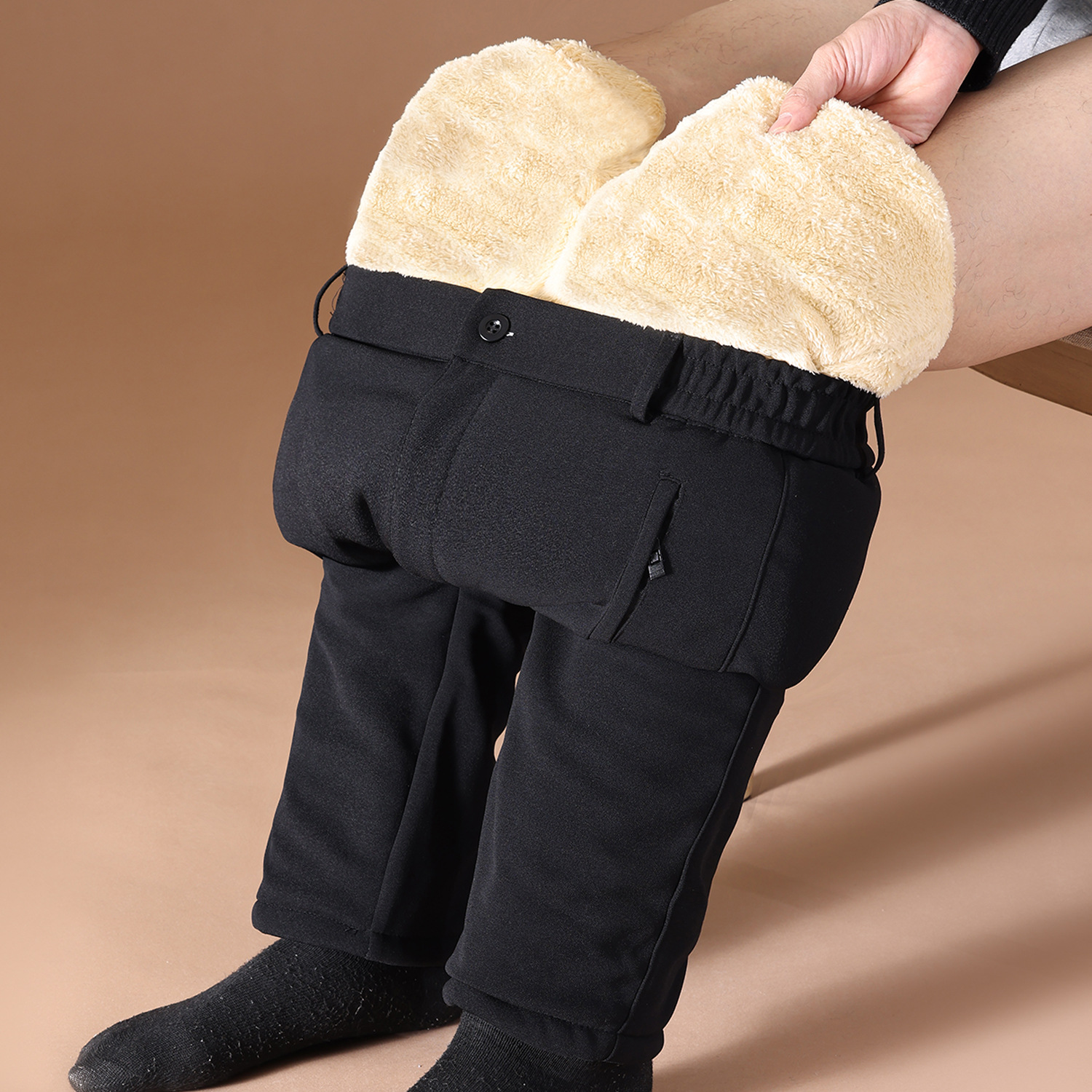 Флисовые брюки для папы, зимние утолщенные кашемировые повседневные брюки, спортивные брюки для мужчин среднего и пожилого возраста, теплые хлопковые брюки для улицы