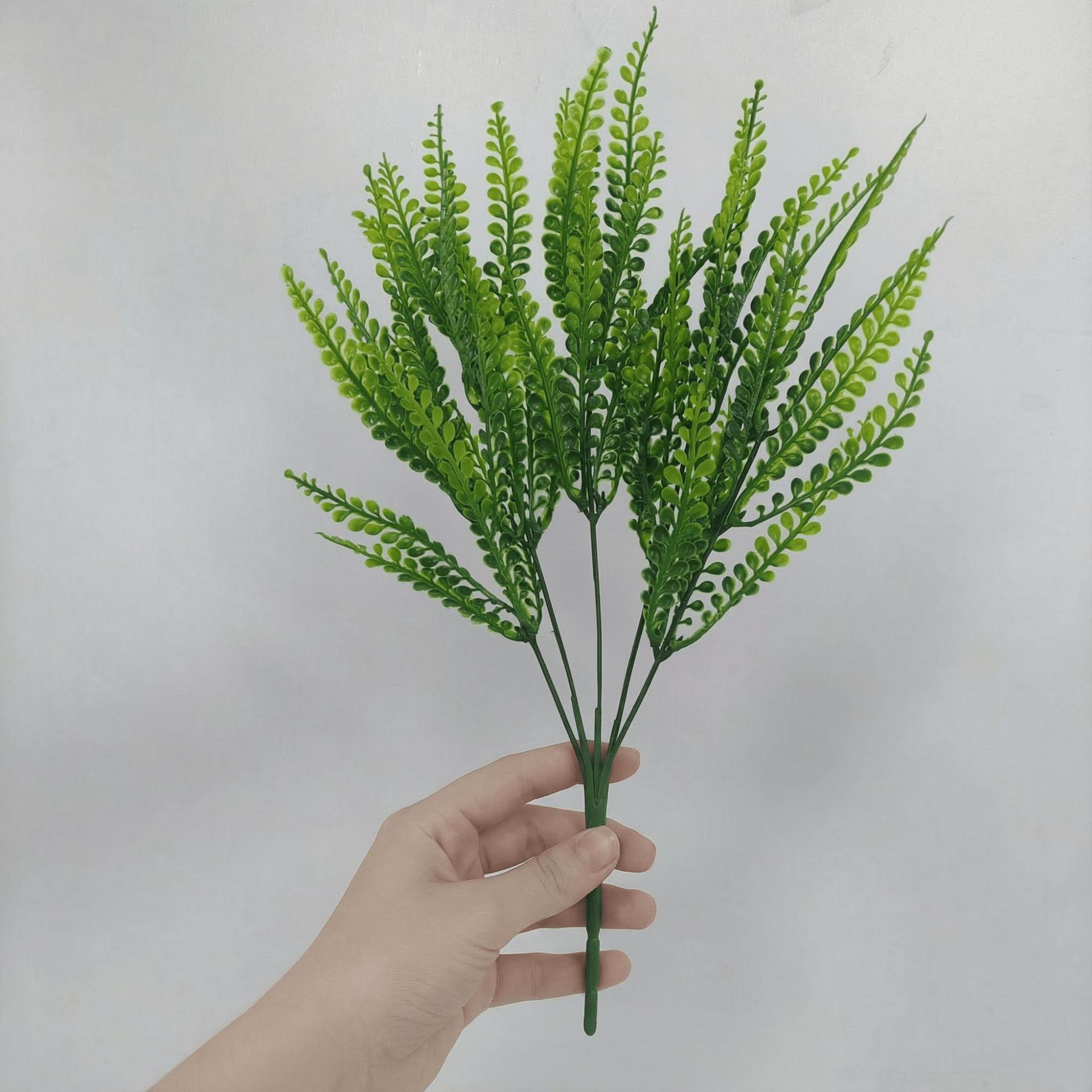 Artificial 5-Pronged Decorative Materials, Engineered Plant Phoenix Tail Aquatic Plant, Flower Arrangement Craft, Artificial Plastic Grass Green Plant Persian