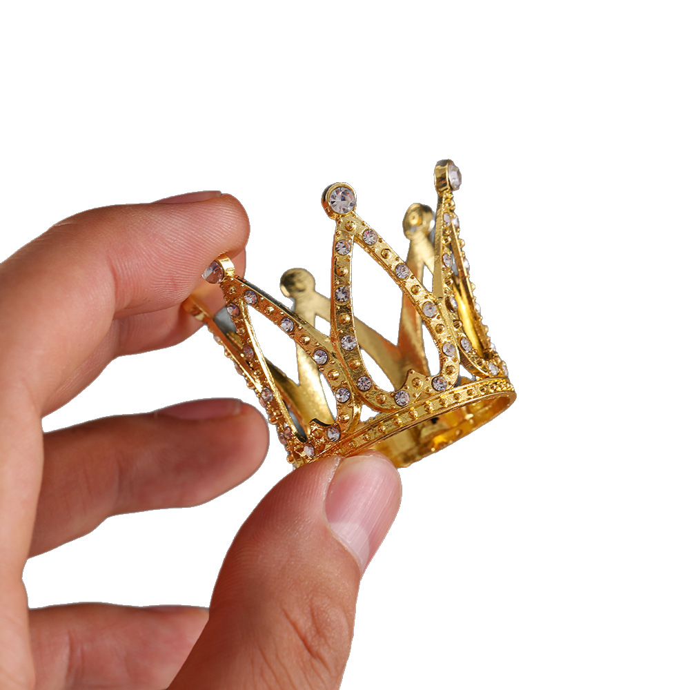 Cross-Border Alloy Crown Cake Decoration Ornaments Baking Bride Birthday Cake Crown Ornaments Manufacturer Wholesale