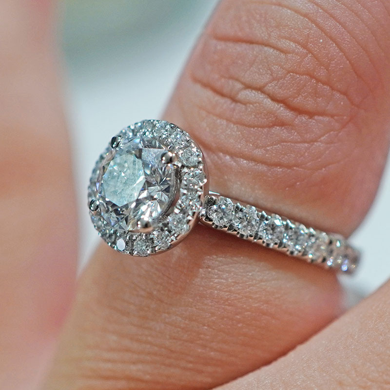 Pt950 Platinum Cultivated Diamond Ring for Women Round Starry Wedding Proposal