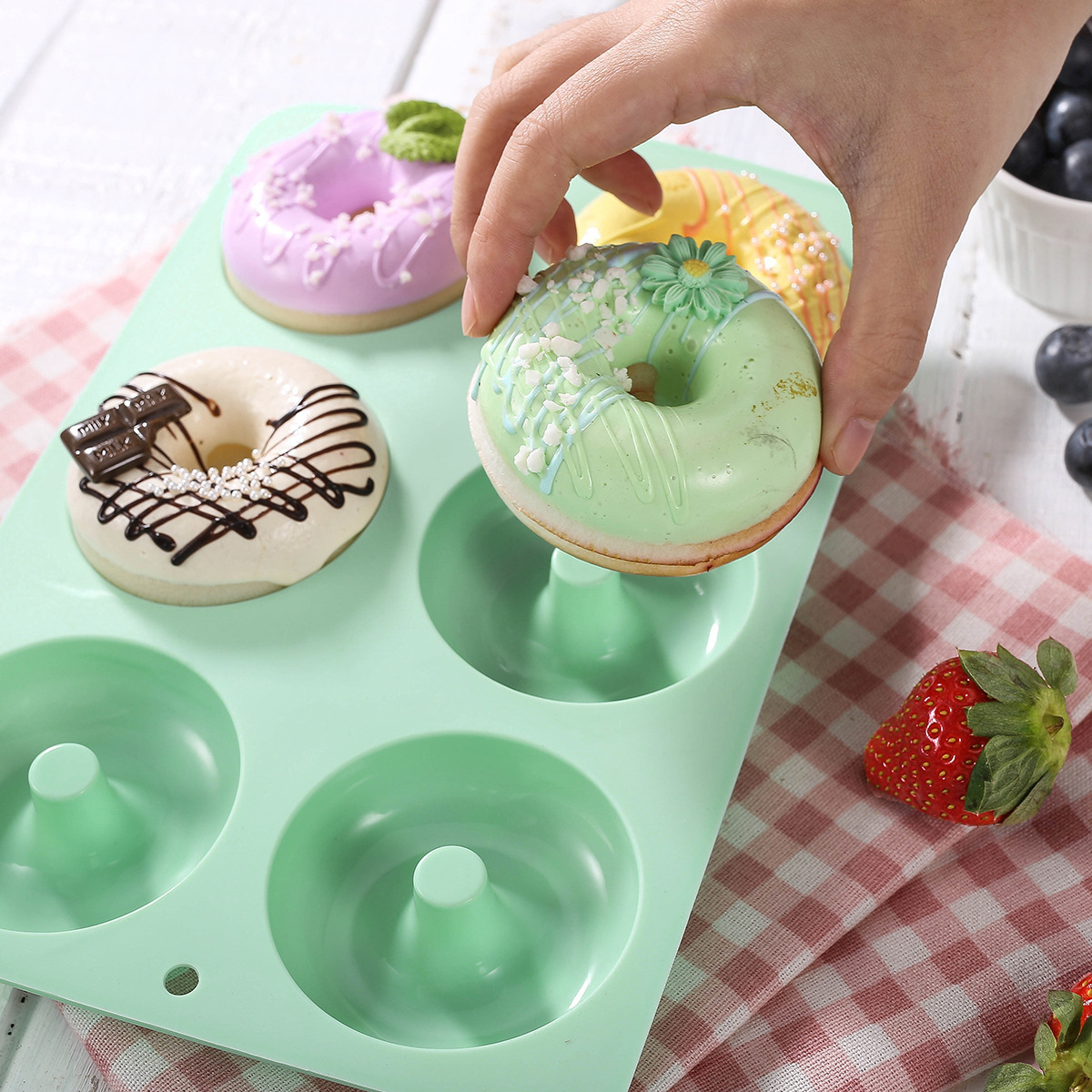 Food Grade Silicone Donut Mold 6-Link Donut Making Mold Baking Round Cake Mold DIY Tool