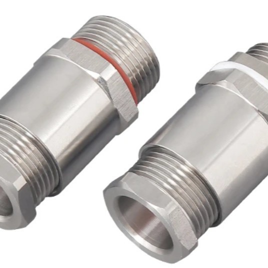 304 Stainless Steel Cable Waterproof Connector Metal Armored Explosion-Proof Cable Connector Internal and External Wire Thread Explosion-Proof Connector