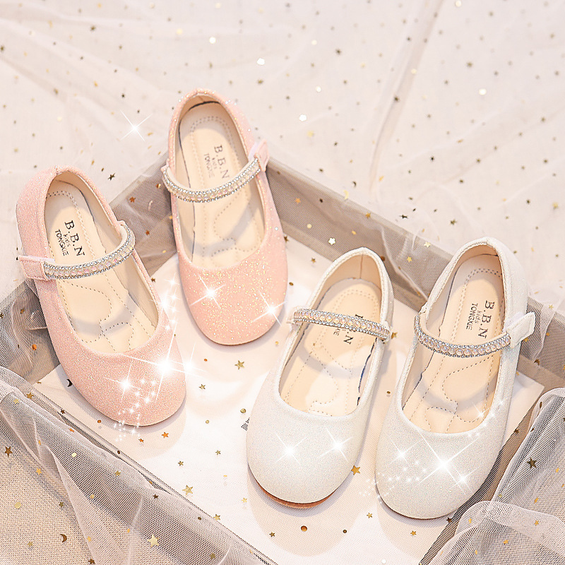 Детские туфли принцессы 2025 весна-осень новые детские обувь мягкая подошва туфли с стразами кожаные туфли для девочек