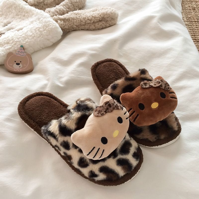 2025 New Furry Slippers for Women to Wear Outside in Autumn and Winter Hello Kitty Leopard Print Home Cotton Slippers with Velvet Lining and Non-Smell Plush