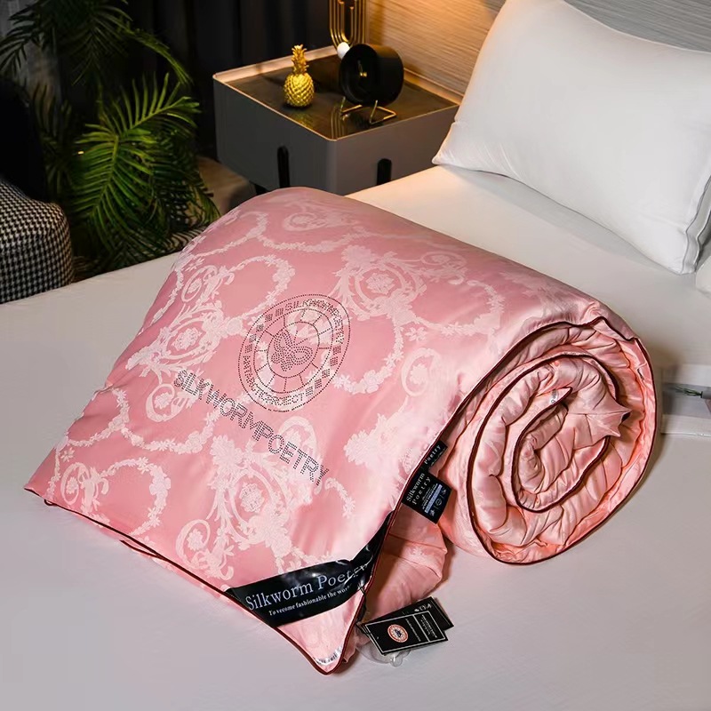 Satin Jacquard Silk Quilt Mulberry Silk Hand-Printed Summer Cool Quilt Silk Cotton Filled Spring & Fall Quilt Mother Quilt Winter Quilt