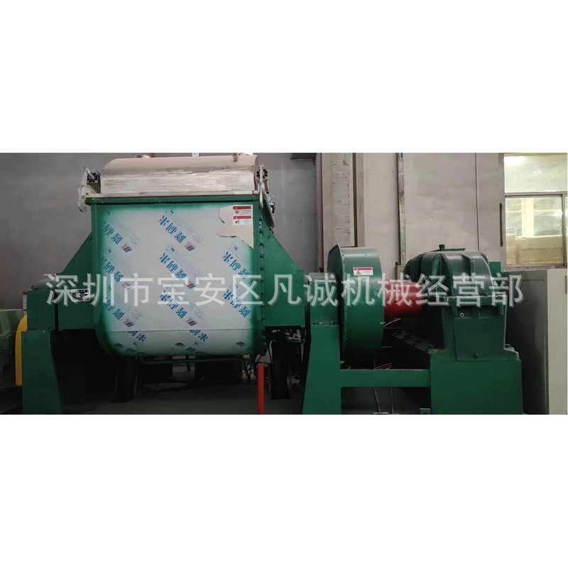 Manufacturers sell 3000 liters silicone kneading machine vertical vacuum kneading machine large stainless steel electric heating kneading machine