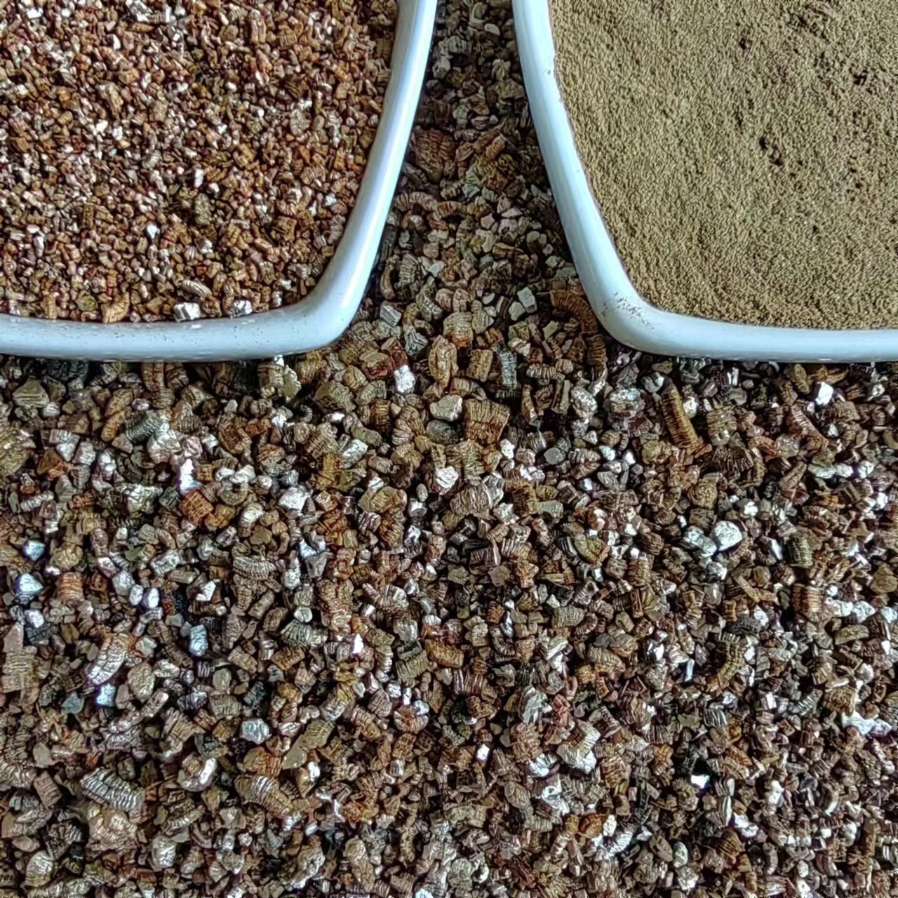 Gold Expanded Granular Vermiculite Spot Vermiculite for Flower Cultivation Warm Baby Heating Filler Vermiculite Powder White Vermiculite Vermiculite