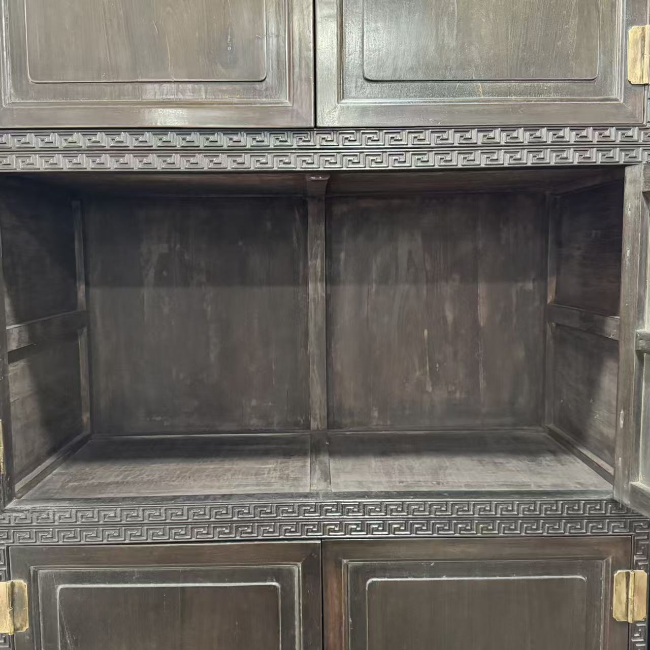 Pair of J12 Clear Rosewood Pattern Top Box Cabinets (110*45*189.5)