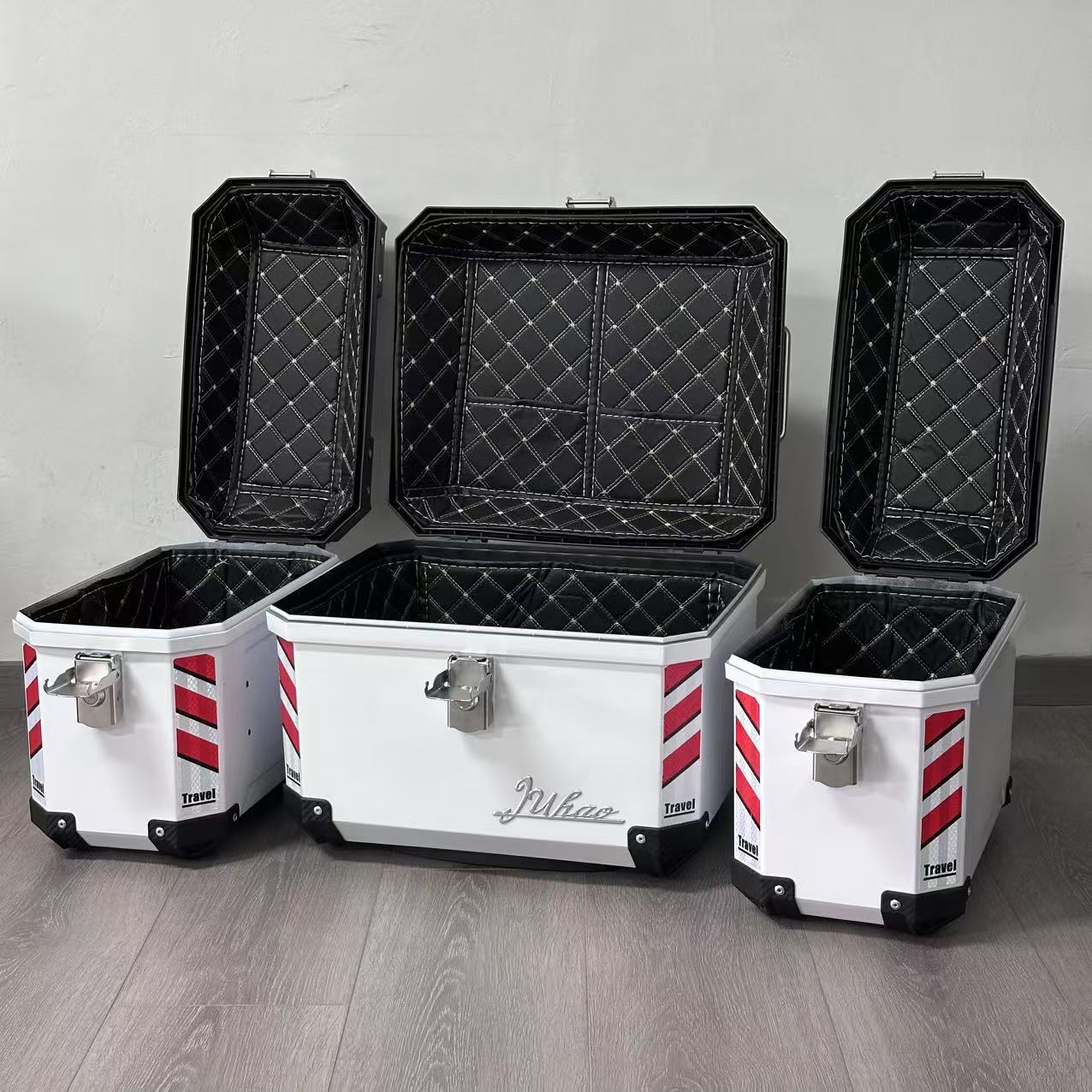 Cross-Border New 30L Motorcycle Side Box with Three Boxes on Both Sides, Large Capacity, Waterproof and Fall-Resistant, Non-Aluminum Alloy Universal Tail Box