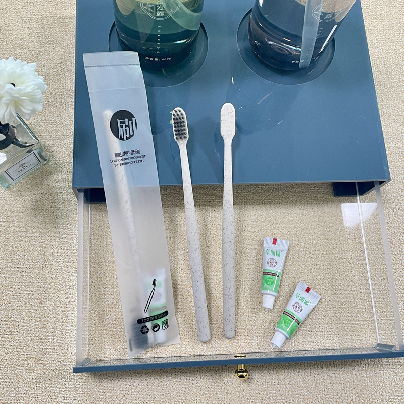 Star Hotel Disposable Toiletries Set B&B Inn Toothbrush Comb Razor Set Manufacturer Wholesale in Stock