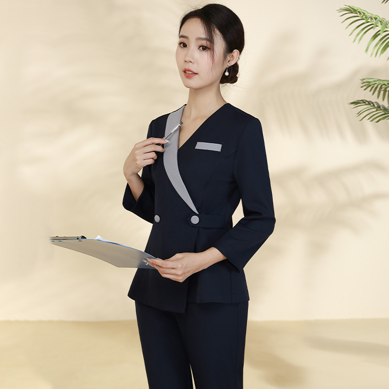 High-End Light Medical Beauty Nurse Uniform Split Suit for Women in Autumn, Suitable for Dental Clinics, Pharmacies, Front Desk Reception, and Nursing Work