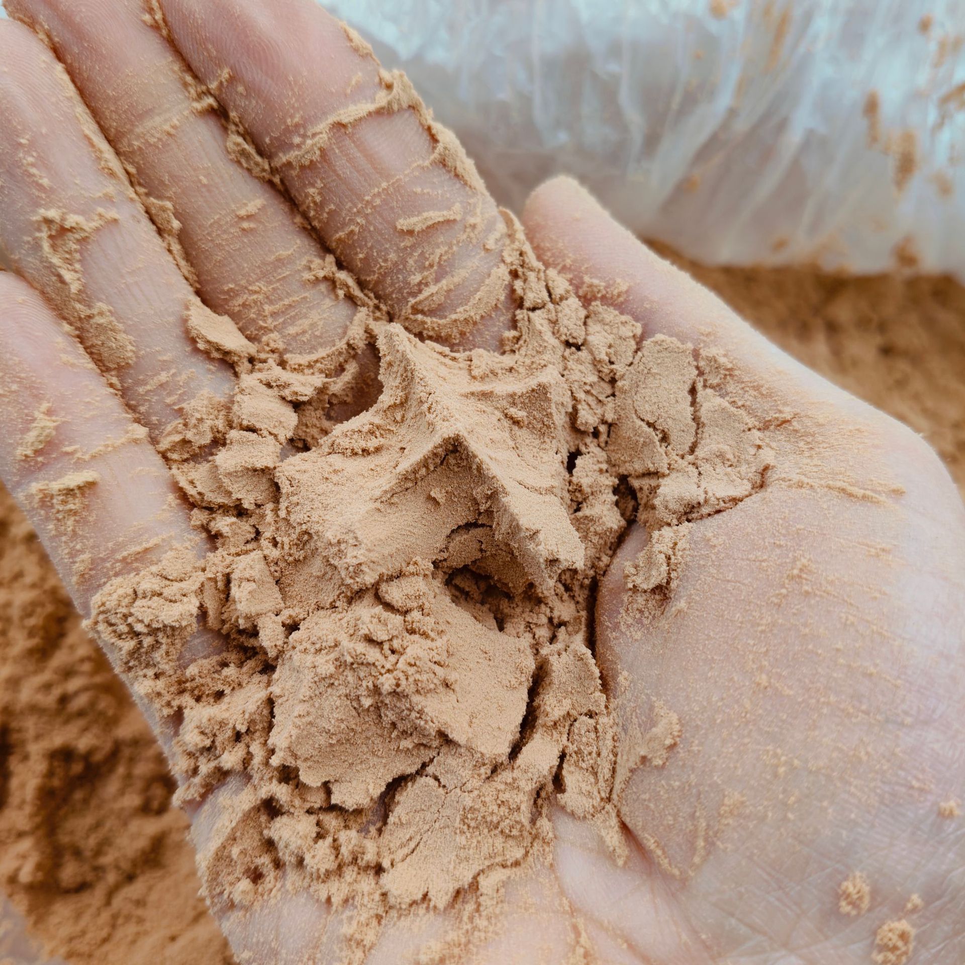 Cork Powder, Release Powder, Sheet Material, Roll Material, Wine Bottle Stoppers, Yoga Bricks, Wholesale Discounts from Manufacturers, Cork Granules for Shoe Materials