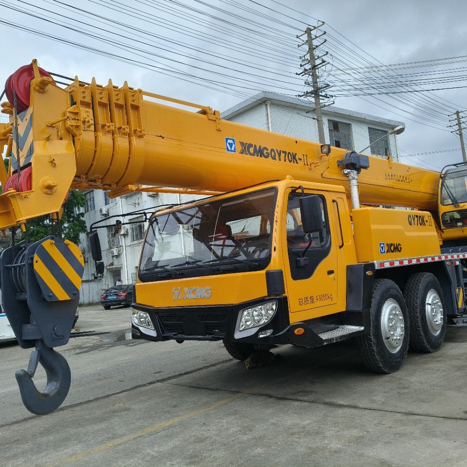 Прямые продажи на внешнем рынке, б/У кран Xcmg на 70K, грузовой кран Xcmg на 70K