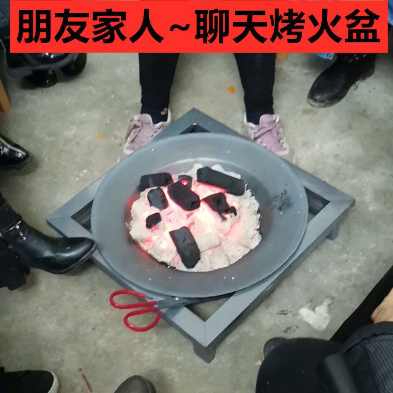 Cast Iron Pot Old-Fashioned Stove Burning Firewood Traditional Charcoal Charcoal Brazier Heating Stove Rural Household Winter Indoor