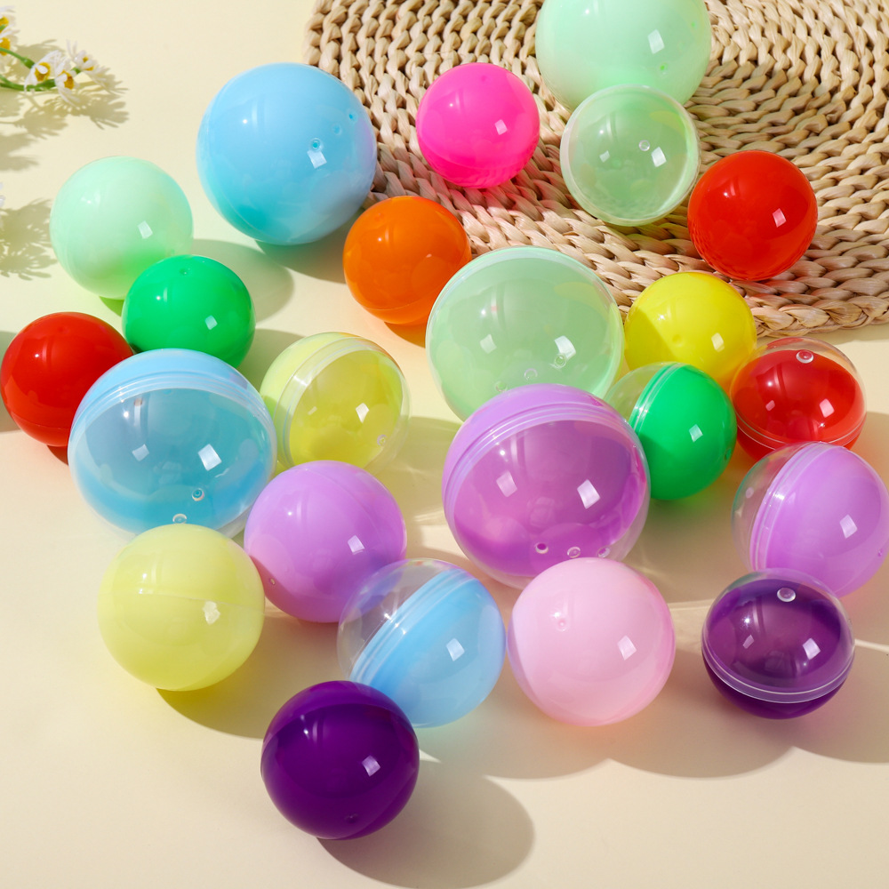 Spot wholesale twisted egg twisted egg toy amusement machine twisted egg ball twisted egg PP plastic ball twisted egg ball twisted egg ball