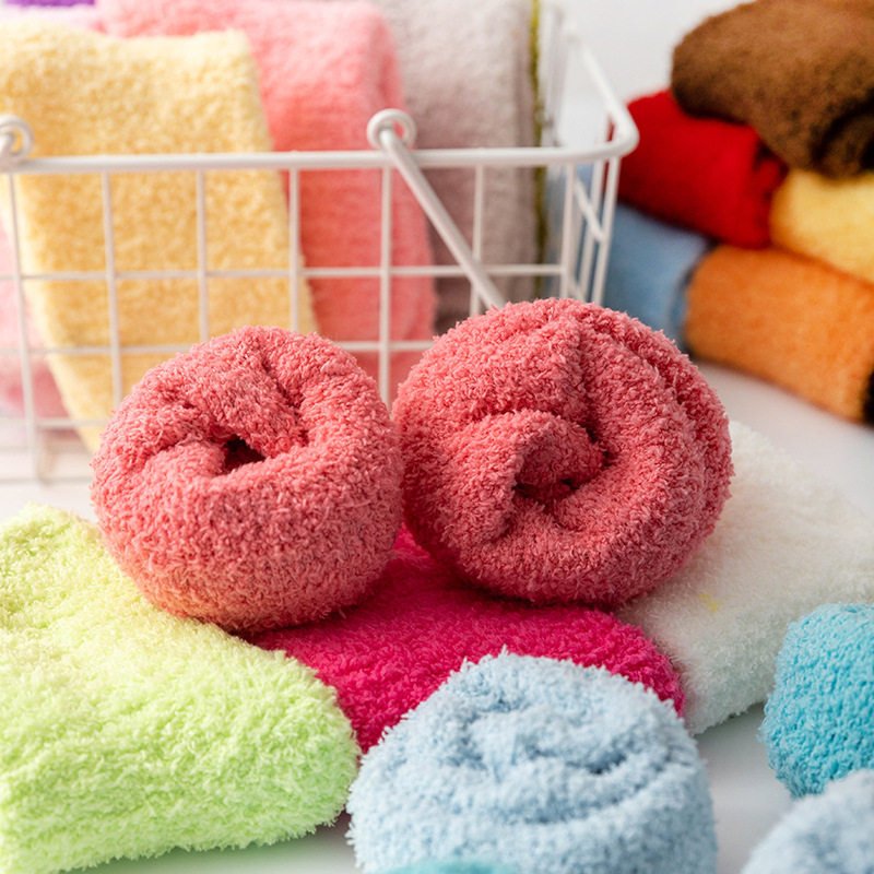 Solid color coral velvet socks for men and women autumn and winter sleep socks thickened half velvet socks in the tube floor socks cross-border wholesale