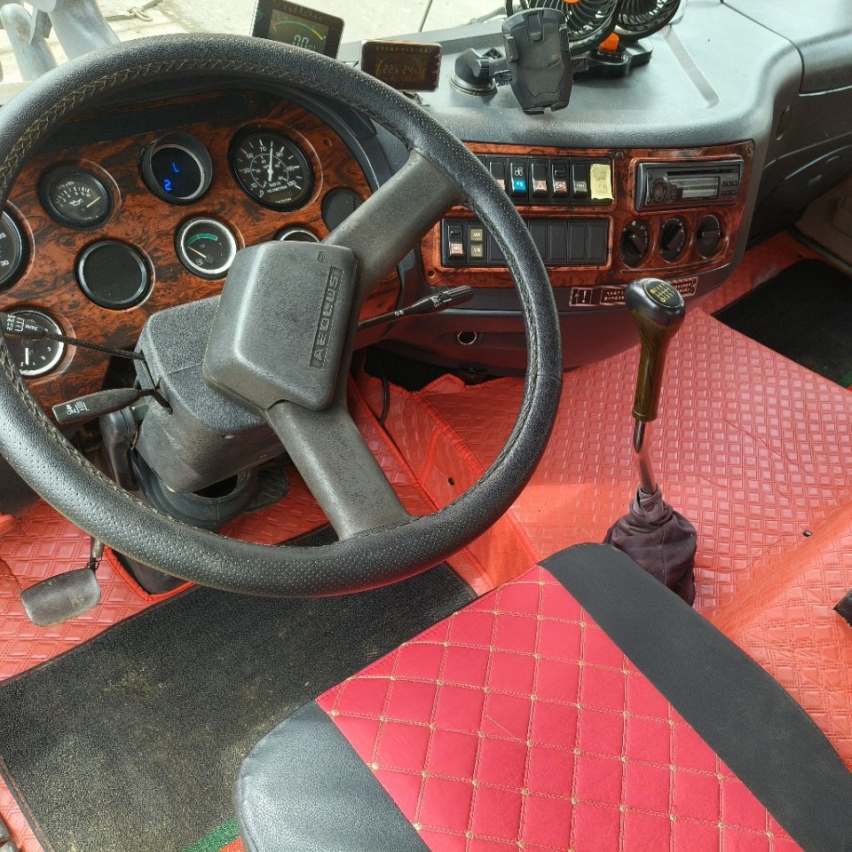 Foreign Trade Direct Sale Used Xcmg Xcmg 70K Crane Xcmg 70K Truck Crane