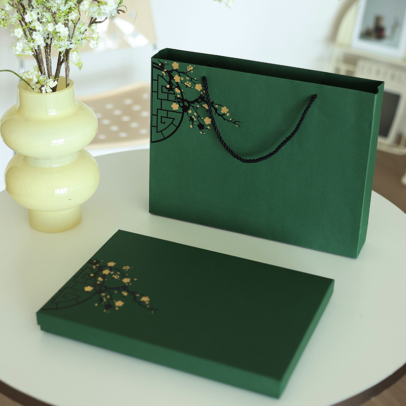 Dark Green Retro Cashmere Scarf Gift Box Shawl Silk Scarf Packaging Box Empty Box Heaven and Earth Cover Cheongsam Gift Box Wholesale