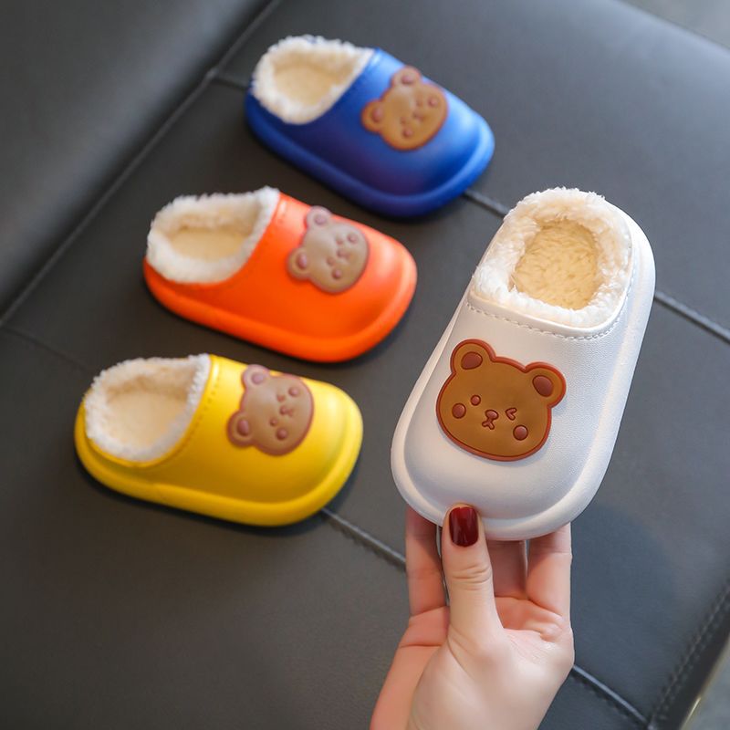 Children's Cotton Slippers for Boys and Girls in Autumn and Winter Cartoon Furry Shoes for Middle and Large Kidsren Baotou Anti-Collision Warm Plush Kidsren's Shoes