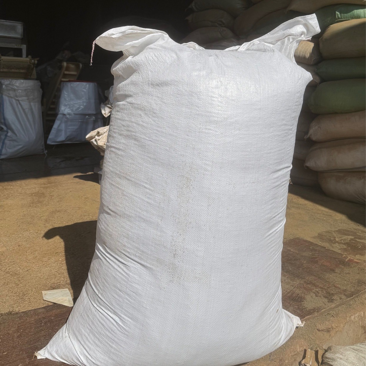 A Large Amount of Tieguanyin Tea Branches, Oolong Tea Stems, Street Food Stalls, New Tea Drinks, Milk Tea Ingredients