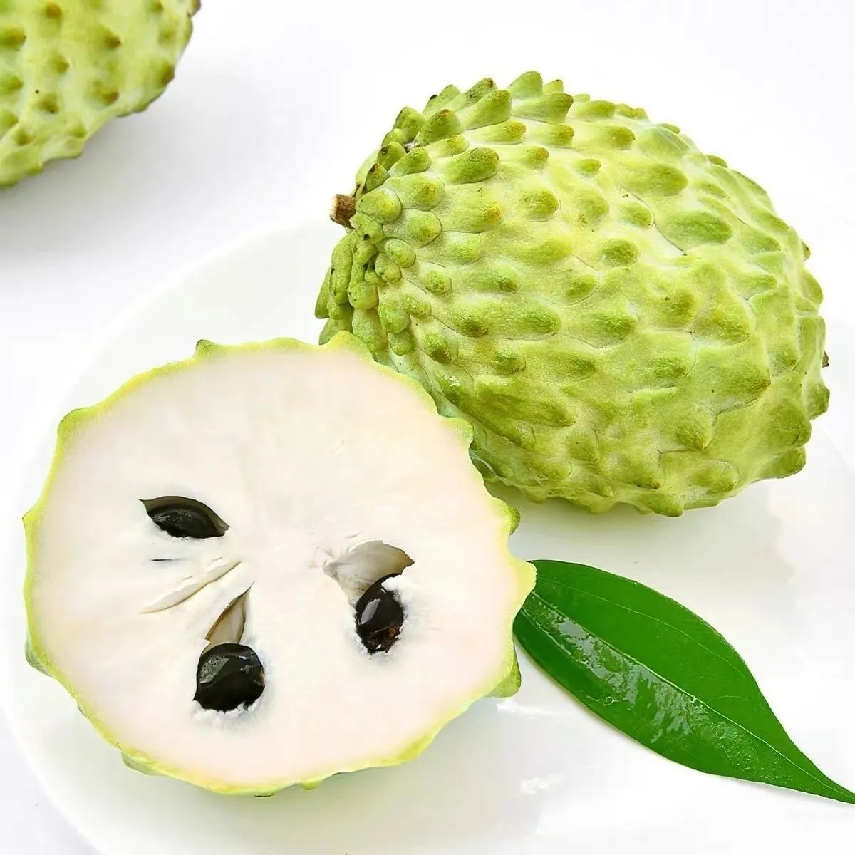 Fujian and Guangdong Pineapple and Saka Fruit Seasonal Fruits Buddha Head Fruit Free Shipping Fresh Fruit Saka Fruit One-Piece Dropshipping