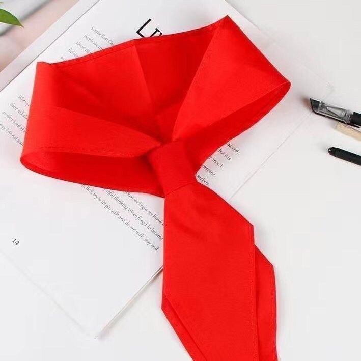 Primary and secondary school children general 1.2 meters large red scarf thickened standard 1m small size red scarf manufacturers wholesale