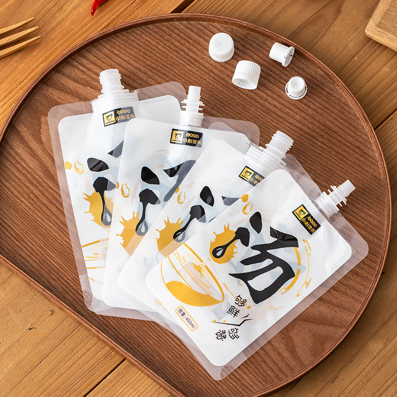 Disposable portable soup bag transparent self-standing nozzle bag bean preservation bag pulp high temperature resistant liquid packaging sub-packaging bag