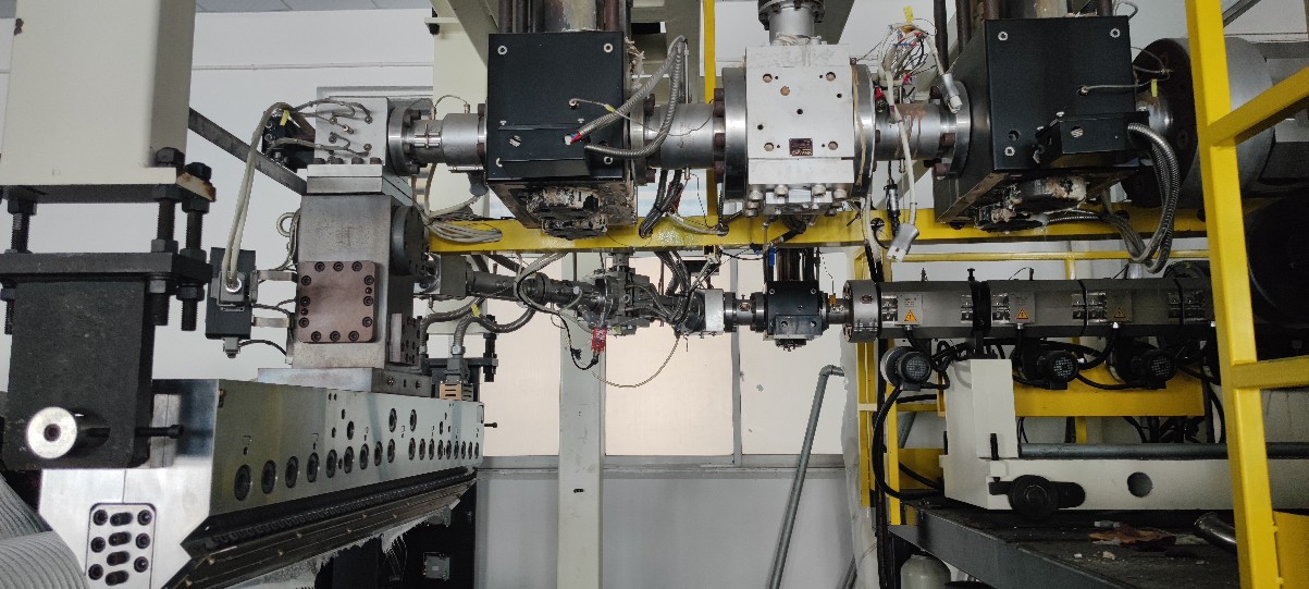 Тестовая машина готовая Shanghai Jinwei Pet 1.6м Аба лист литьевая машина