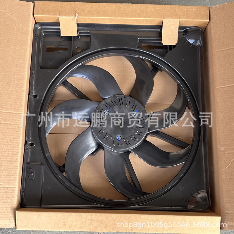 Suitable for Jeep 12-17 Wrangler 3.0/3.6L Cooling Fan Assembly 68143894Ab