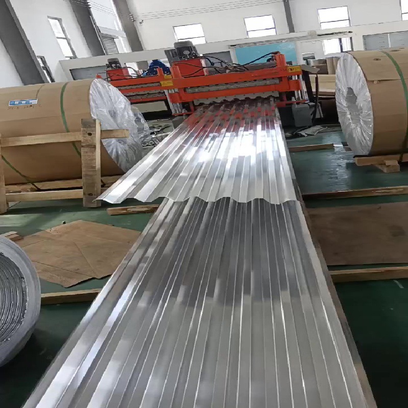 Manufacturer Supplies Corrugated Aluminum Tiles, Corrugated Boards, Aluminum Roll Processing and Pressed Tiles, Thermal Insulation Aluminum Tiles for Roofs