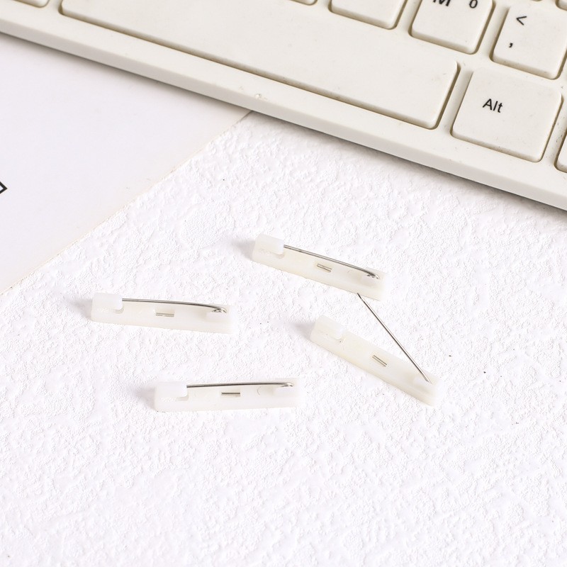 Plastic Pins 2.2cm 3.1cm 3.7cm for Name Badges, Clothing, Employee Id Tags, Factory Direct Sales, in Stock, Wholesale Only