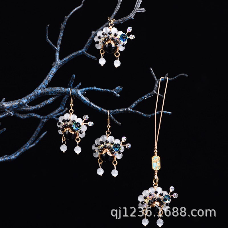 Sword Horse Dan Accessories Retro Tang Suit Hanfu Accessories Peking Opera Facial Face Hua Dan Earrings Cat's Eye Jewelry Bride Antique