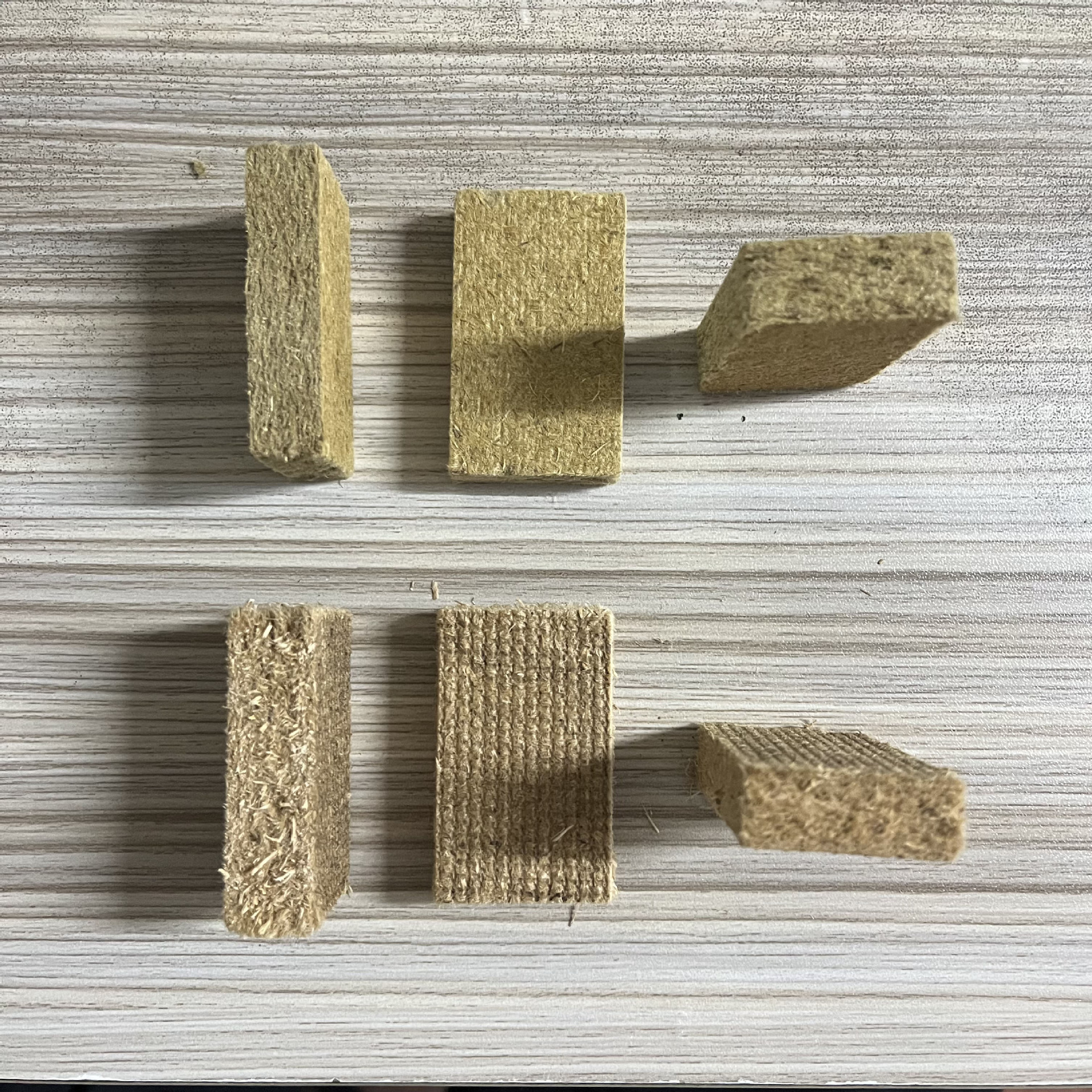 Light Soft Fiber Board, Low-Density Board, Shock-Absorbing Board, Export Car Fragrance Wood Block, Wet Method Fragrance Block