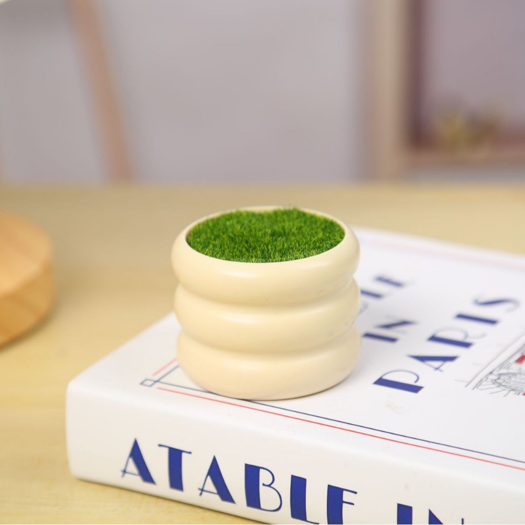 Factory Wholesale Donut-Shaped Plastic Flower Pots Mini Bonsai Succulent Planting DIY Desktop Ornaments Simulated Lawn