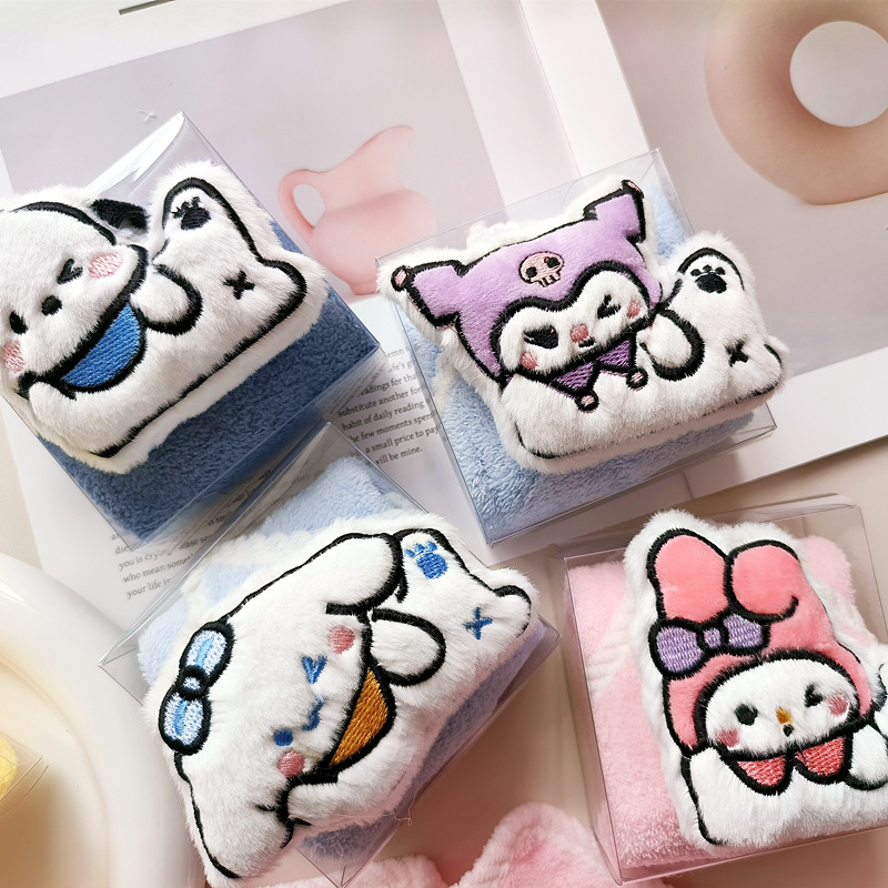 Cute Sanrio KT towel wedding gift towel children's towel baby full moon towel hand gift wholesale